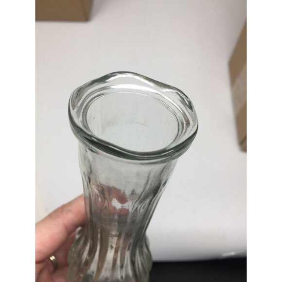 Short 6'' tall Ribbed Clear Glass Bud Vase - Picture 8 of 9